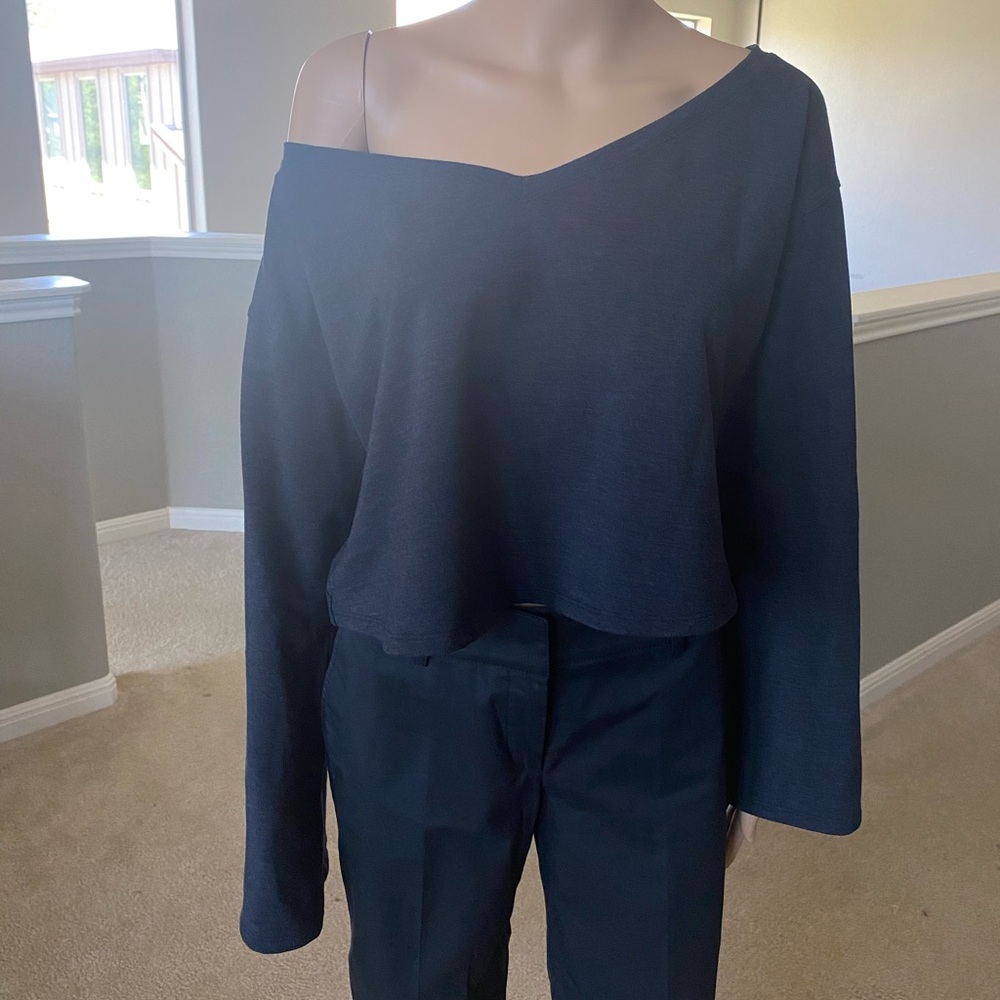 LuluLemon Sweatshirt